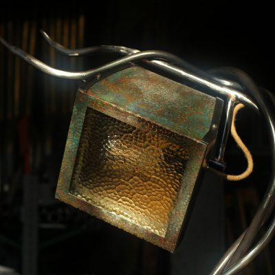 Lampe en métal : Abigaíl